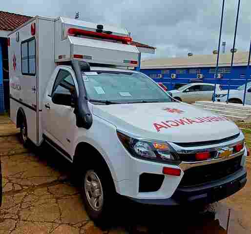 Deputado Ismael Crispin contribui para a saúde de Vila Nova Samuel com aquisição de ambulância
