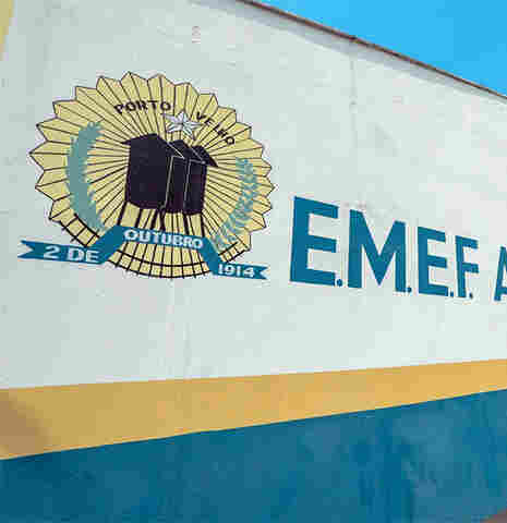 Por mais segurança, Prefeitura vai aumentar muros de escolas e contratar mais vigilância armada