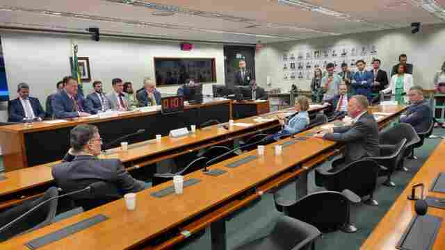 Mosquini pede flexibilização das punições do Ibama e alerta perigo das invasões do MST