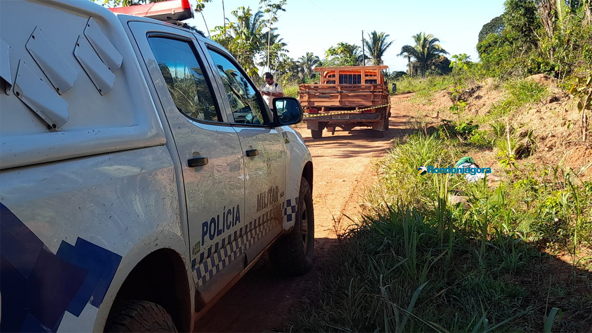 Homem é Encontrado Morto Com Tiros Na Cabeça, Em Porto Velho - Polícia ...