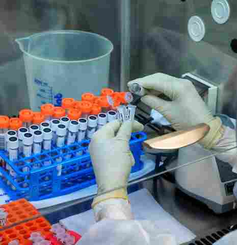 Mortes por covid-19 reduziram 90% em um ano em Rondônia