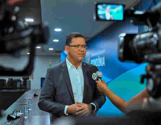 Governador Marcos Rocha consolida política municipalista regulamentando Governo Itinerante