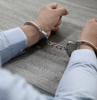 Terapeuta ocupacional &eacute; preso acusado de abusos sexuais contra duas crian&ccedil;as na Apae em Buritis