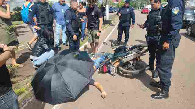 Apenado monitorado é baleado por dupla em moto, em frente ao Ministério Público do Trabalho