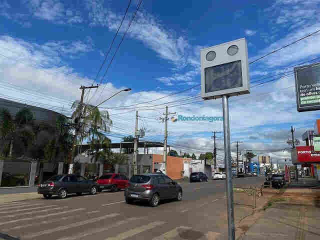 Redutores de velocidade não começam a funcionar dentro do prazo anunciado pela Semtran