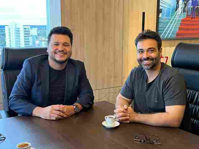 Presidente da Assembleia Marcelo Cruz recebe advogado Vinícius Miguel