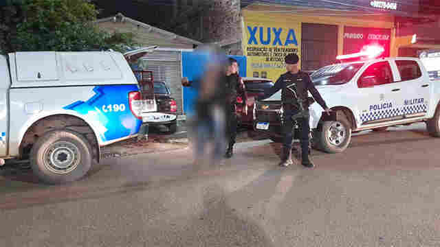 Homem é espancado por populares após suposto assédio a crianças