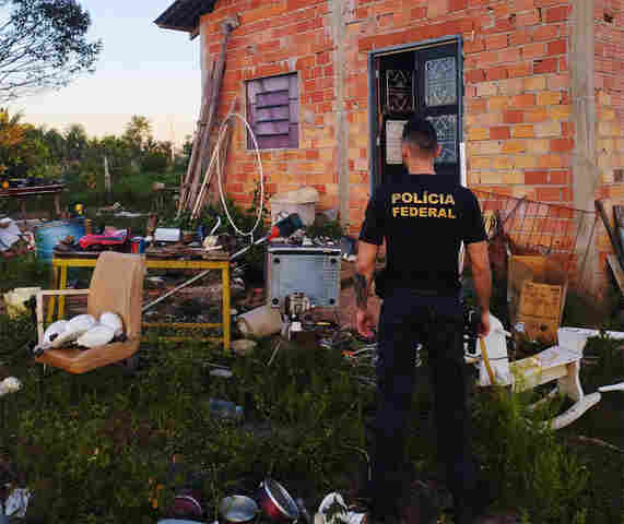 PF prende homem em flagrante com conteúdo sexual infanto-juvenil