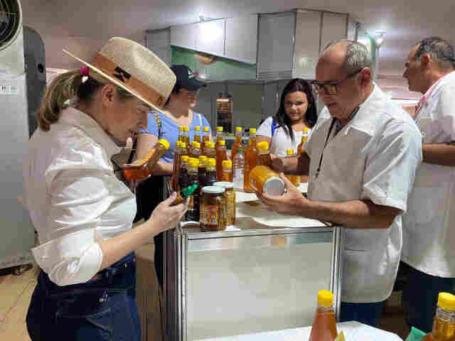 Com apoio do Governo, Rondônia avança na apicultura; certificação garante mercado do mel