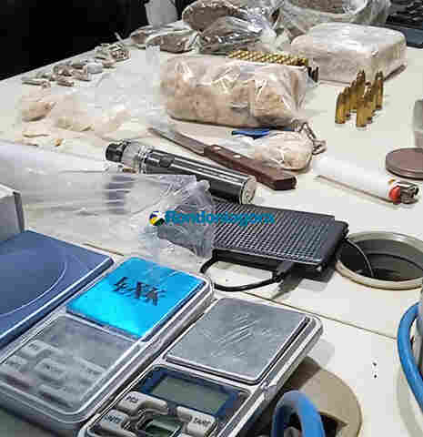 Polícia prende 4 e apreende drogas, munições e até explosivos na capital