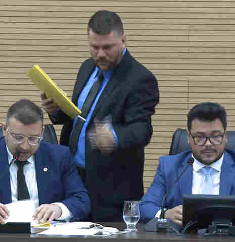 Ao vivo: Assembleia se reúne para votar projeto do Governo e liberar pagamento de servidores