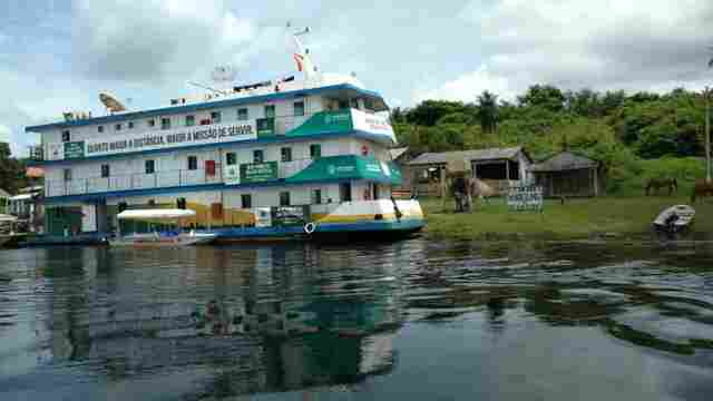 Deputada Lebrinha pede barco hospital nas comunidades do Vale do Guaporé e faz solicitação ao governo