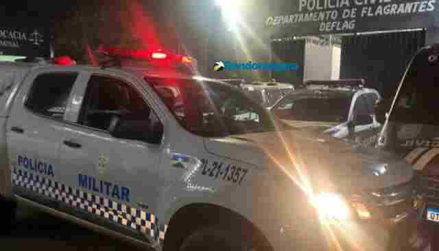 Ladrão invade prédio das Lojas Americanas, foge, mas é preso com caixa de som