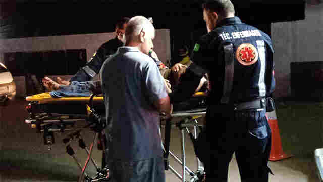 Motociclista perde parte do dedo do pé em colisão com carro na zona leste