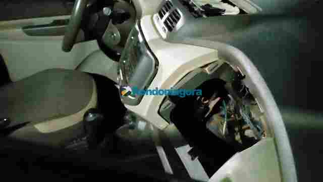 PRF apreende 18 kg de cocaína em painel de carro transportado por caminhão cegonha