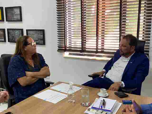 Prefeito Hildon Chaves firma compromisso com presidente Ellis Regina sobre prorrogação GAE