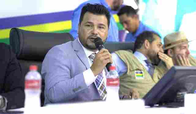 Marcelo Cruz valoriza presença da Alero em Machadinho do Oeste
