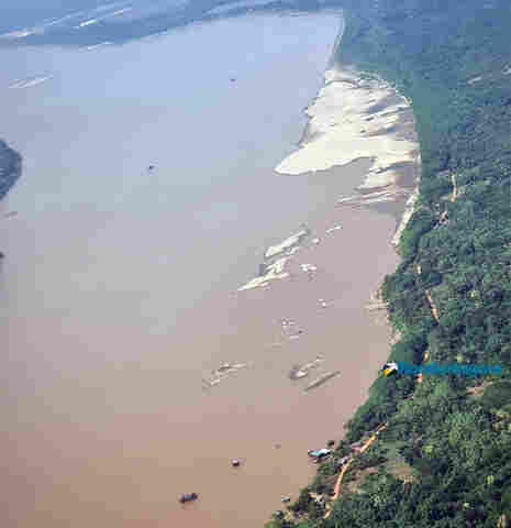 Rio Madeira chega a nível crítico em Porto Velho; régua marca metade do registrado em 2022