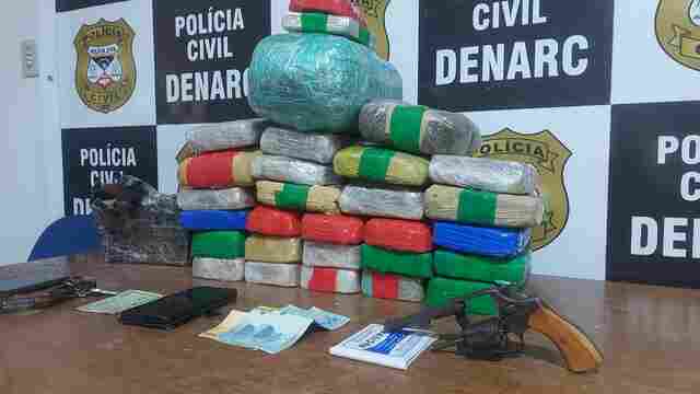 Pensavam que Polícia não trabalhava domingo: dupla é presa com mais de 30 kg de drogas em Porto Velho
