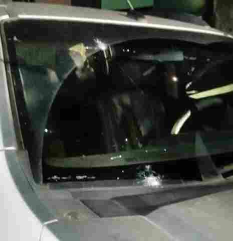 Motorista que dirigia bêbado é preso após tentar atropelar policiais