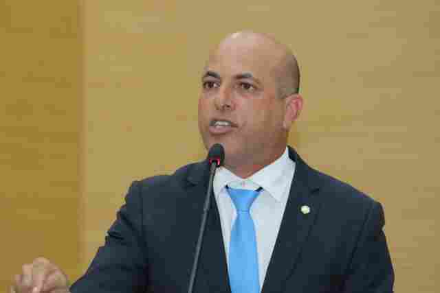 Assembleia aprova projeto de Ismael Crispin que garante proteção para pessoas com deficiência, idosos e crianças