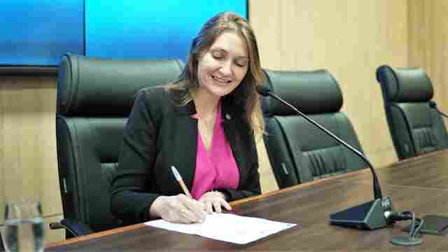 Deputada Lebrinha é eleita presidente da Frente Parlamentar do Projeto de Integração Brasil e Bolívia