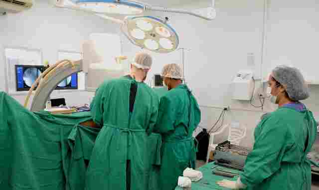 MP apura denúncia de aliciamento de pacientes com pagamento de “comissão” para realização de cirurgias