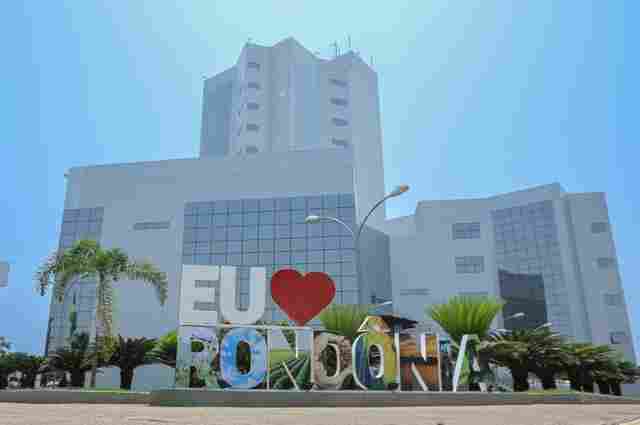 Assembleia Legislativa implanta letreiro "Eu Amo Rondônia"