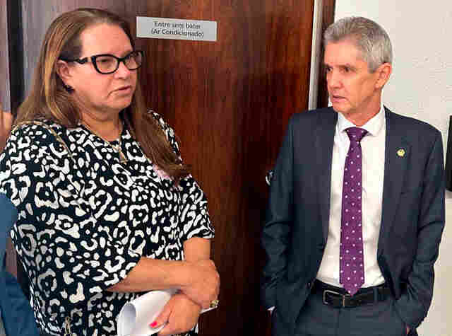 Vereadora Ellis Regina acompanha votação da PEC da Transposição, em Brasília