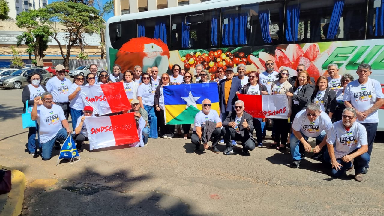 Caravana do Sindsef participa da aprovação da PEC 07 no Senado