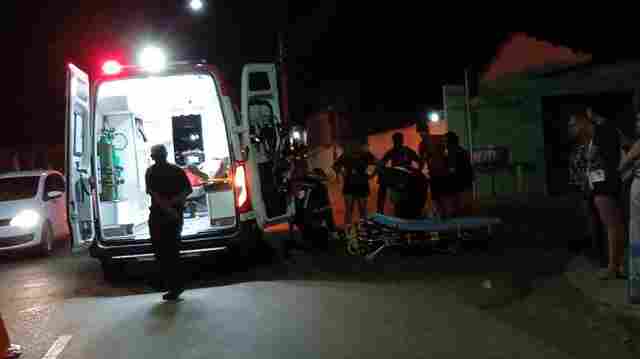 Motorista invade preferencial, causa grave acidente e foge