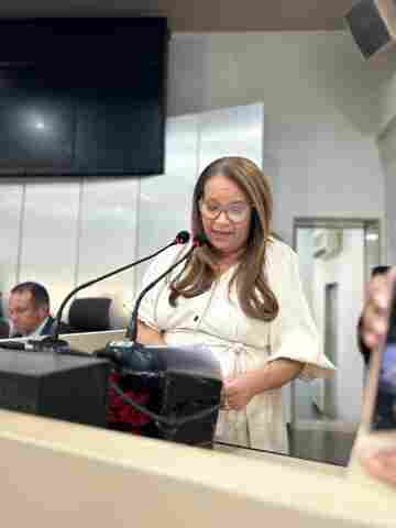 Projeto da vereadora Elis Regina autoriza cartórios a emitir certidões em Braile