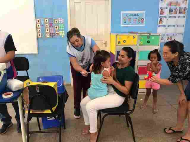 “Vacinação Sem Fronteiras” imuniza mais de 15 mil pessoas na Ponta do Abunã
