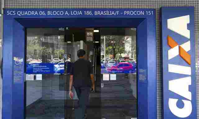 Bancos e lotéricas não terão expediente na quinta-feira
