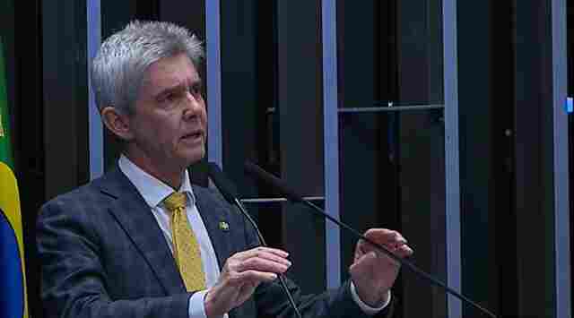 Senador Jaime Bagattoli vota contra a Reforma Tributária e lembra que Brasil terá maior imposto do mundo