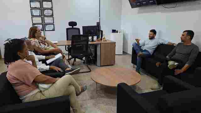 Vereadora Ellis Regina vai à Semob e consegue obras de melhorias para ruas de residenciais populares das zonas Sul e Leste