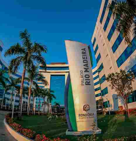 Governador de Rondônia sanciona leis que reajustam salários da Segurança Pública; confira na íntegra
