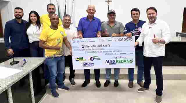 Emenda de Alex Redano contemplará recuperação de estradas vicinais em Alto Paraíso
