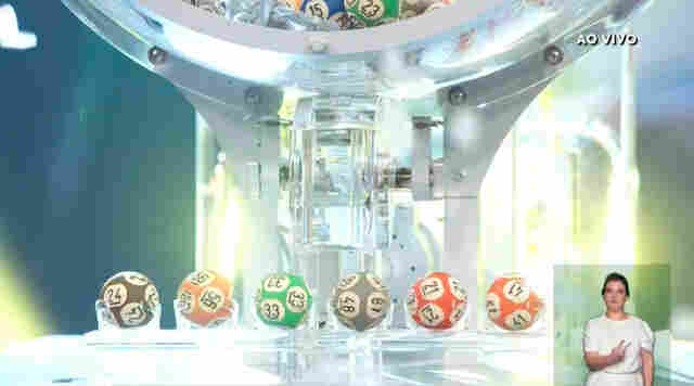 Confira os números sorteados da Mega da Virada que vai pagar quase R$ 589 milhões