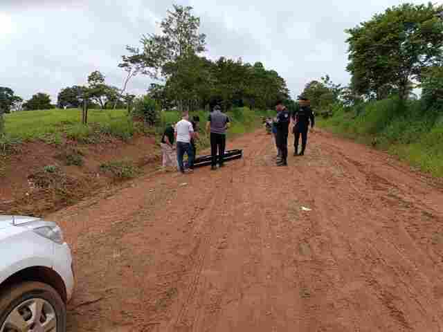 Corpo de mulher sem roupas é encontrado na zona rural de Jaru