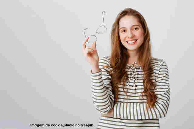 Abordagem personalizada: descubra opções personalizadas em lentes e óculos de grau