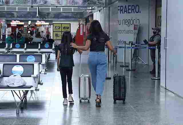 Pais devem ter cuidados para emissão das autorizações de viagens de crianças e adolescentes de até 16 anos