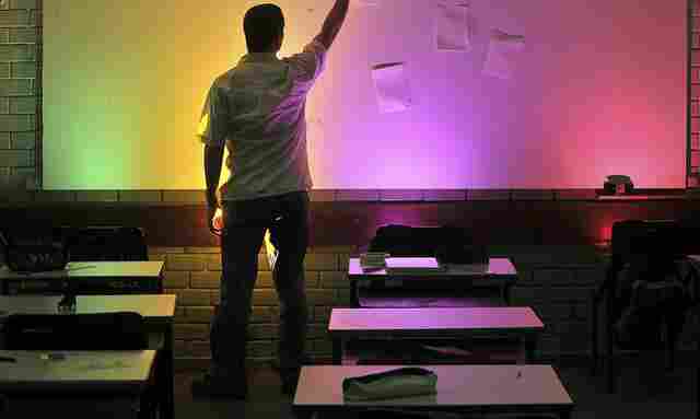 Sancionada pelo presidente lei que garante a professores plano de carreira e jornada reduzida