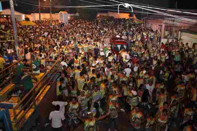 Bloco Até Que a Noite Vire Dia lança camiseta oficial nesta sexta-feira