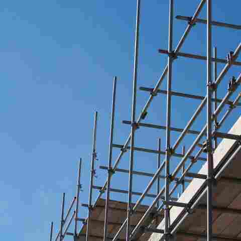 Siga orientações da Energisa para evitar acidentes com a rede elétrica durante construções e reformas