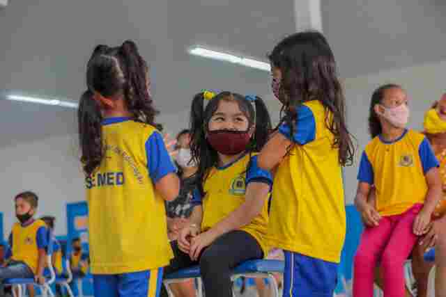 Na capital, cerca de 43 mil crianças voltam às aulas na rede municipal após o Carnaval
