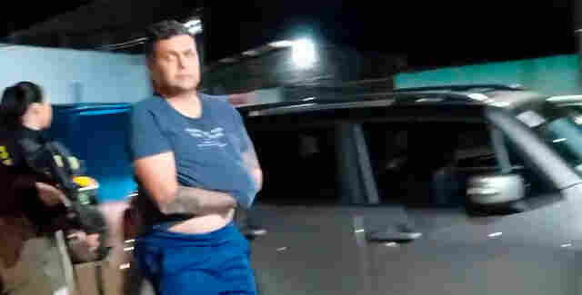 Ex-prefeito de Candeias paga fiança de R$ 5 mil e é solto; ao ser abordado pela PRF, disse que nada sabia sobre arma