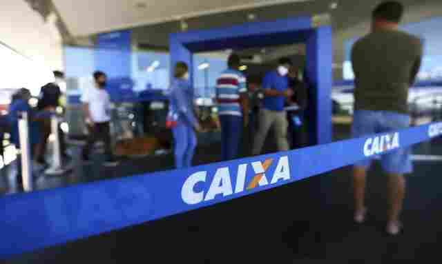 Caixa lança editais de concursos com mais de 3,2 mil vagas