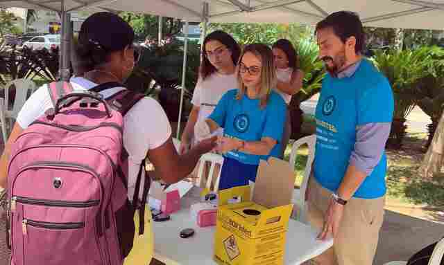 Anvisa alerta para uso de relógios para medição de glicemia