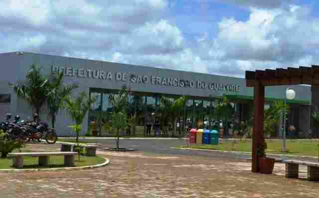 Prefeitura de São Francisco do Guaporé inicia inscrições para processo seletivo com salários de até R$ 4,7 mil
